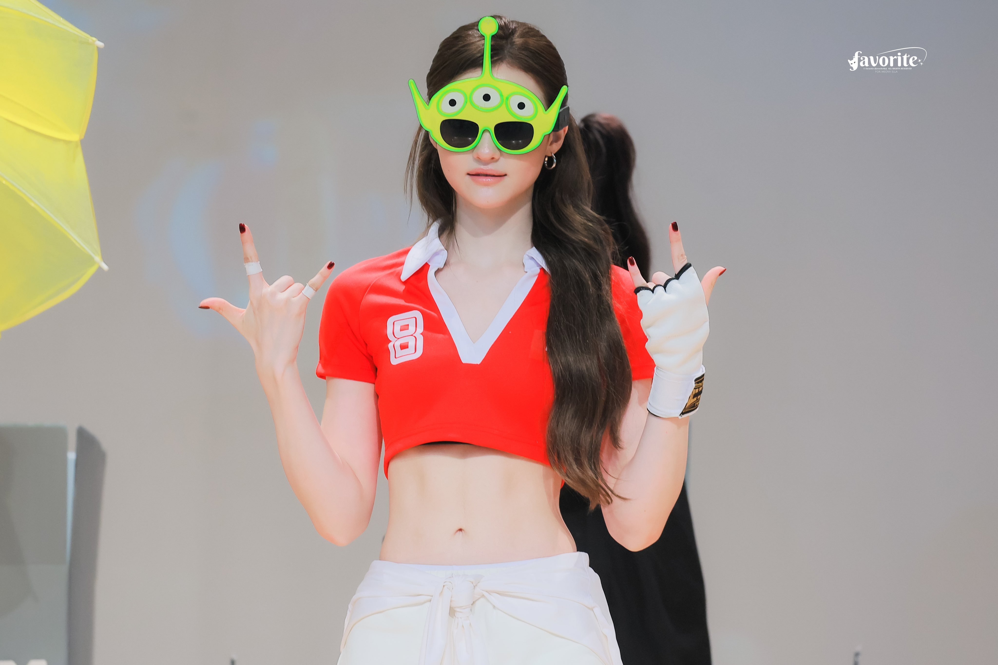 ellagross  260702 SW签售女神and三眼仔🤭cr水印 