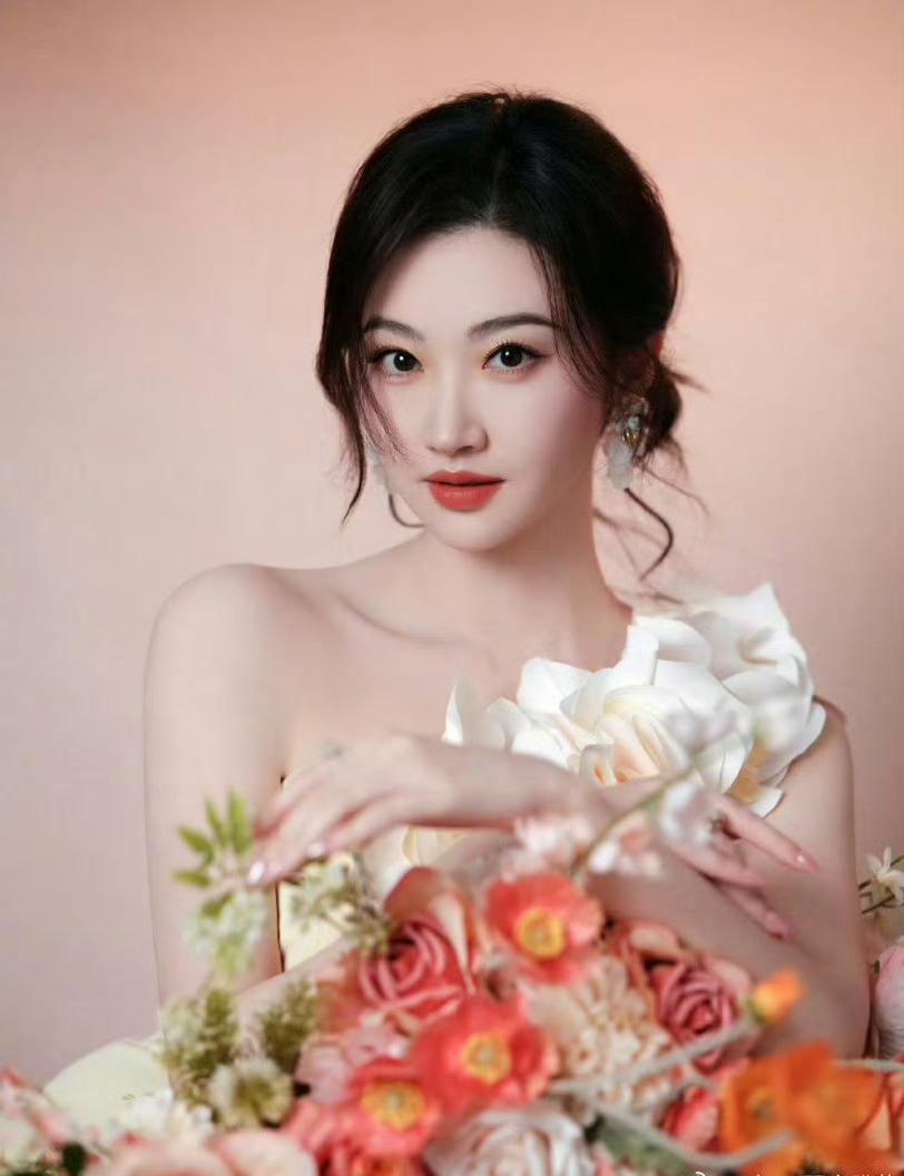 刷完孙宇晨的长篇文章，感慨的总结成一句话：文字门槛不高，消费门槛却高得让人怀疑人