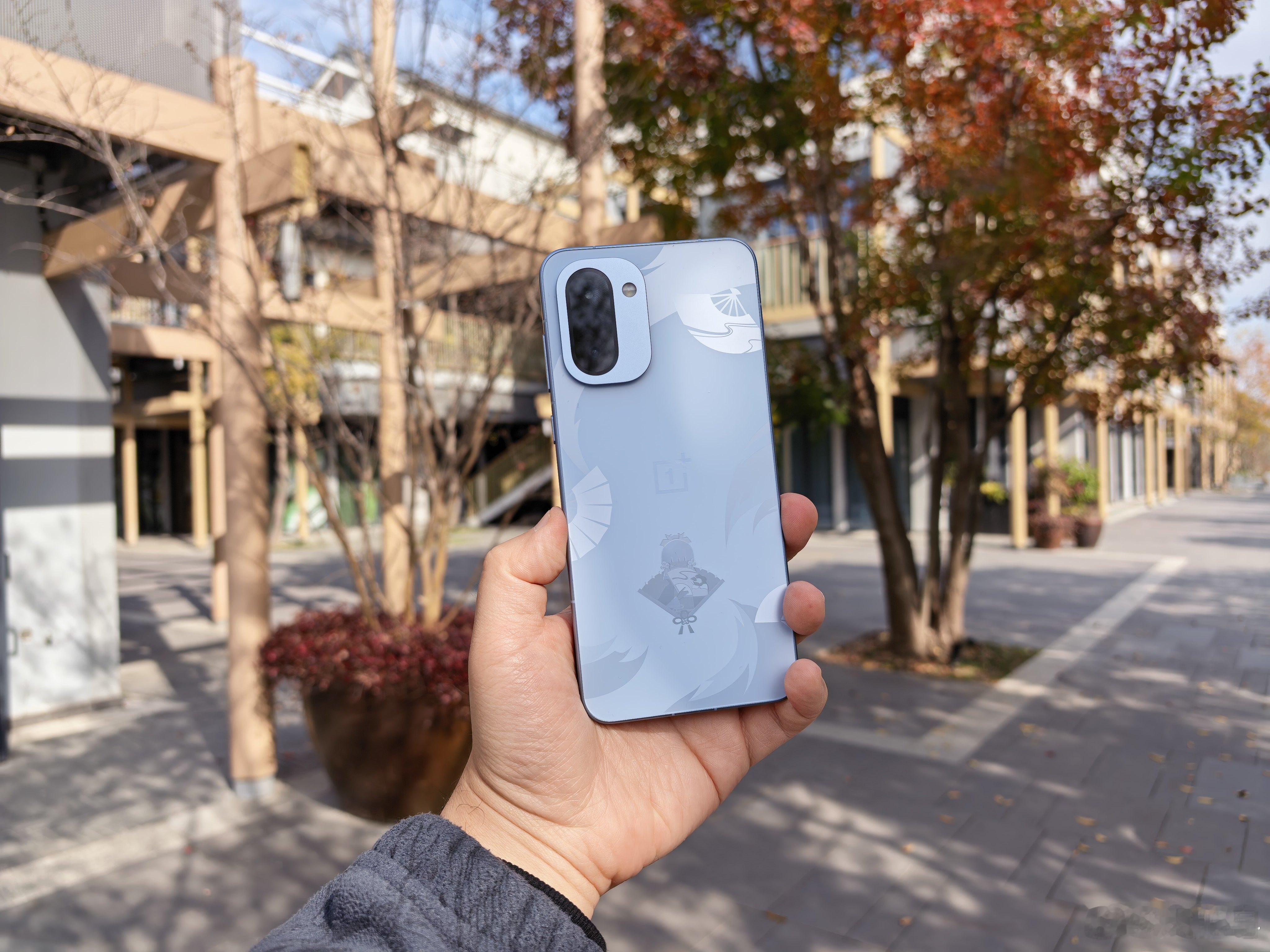 一加 ACE 6T还得是原神定制，神里绫华！ 