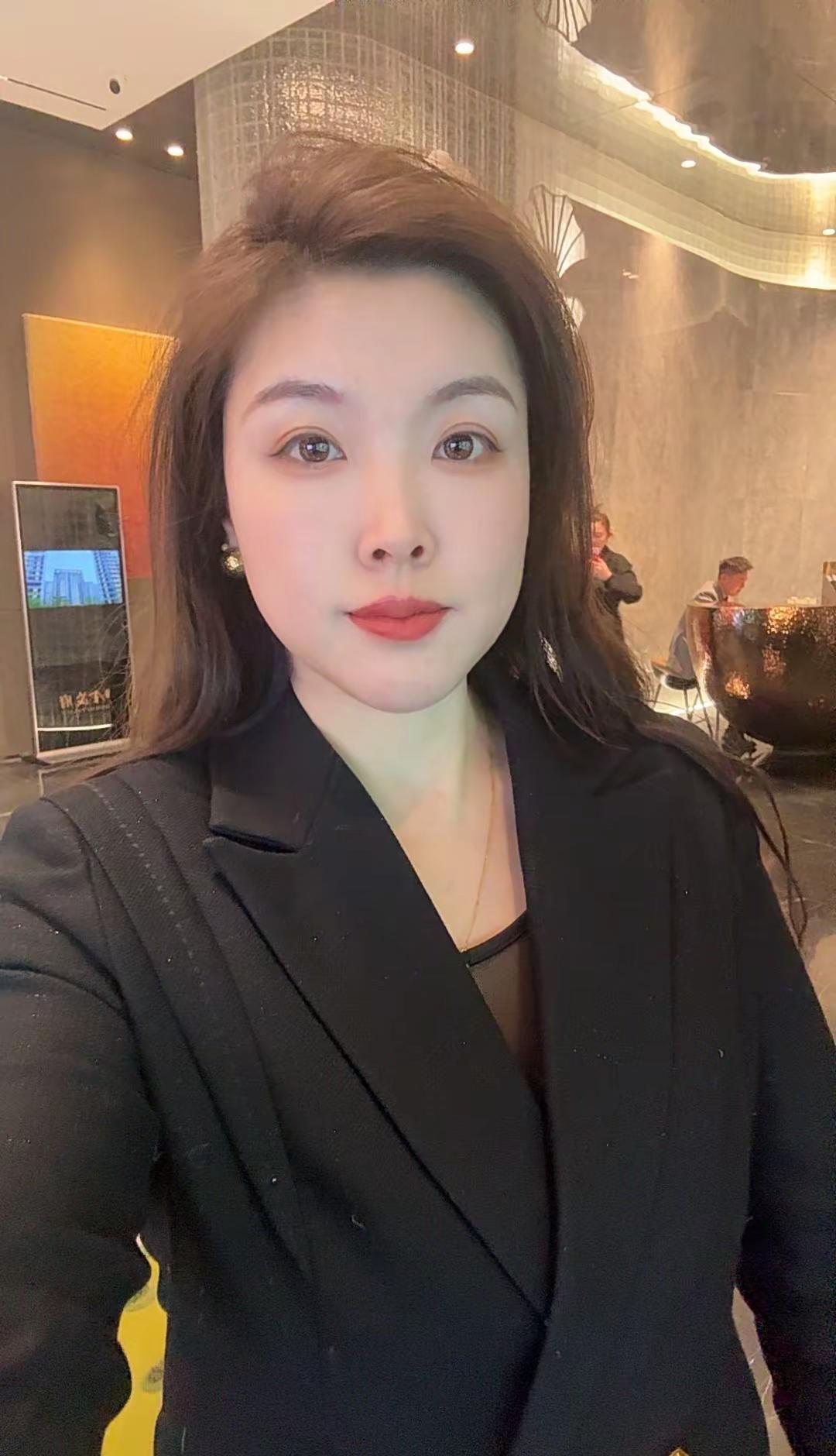 生活可以甜也可以苦，就是不能没滋味来给生活比个心每天都要甜甜的