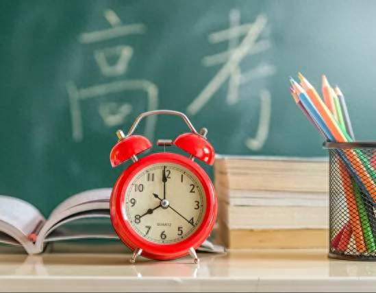看了其他国家高考制度才发现，中国高考算不上最“卷”的