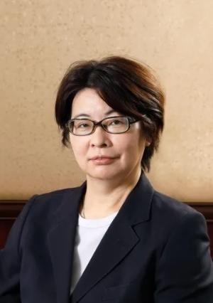 日本驻沈阳总领事高田真里说：“我本人以及日本国驻沈阳总领事馆，将把‘确保在东北地