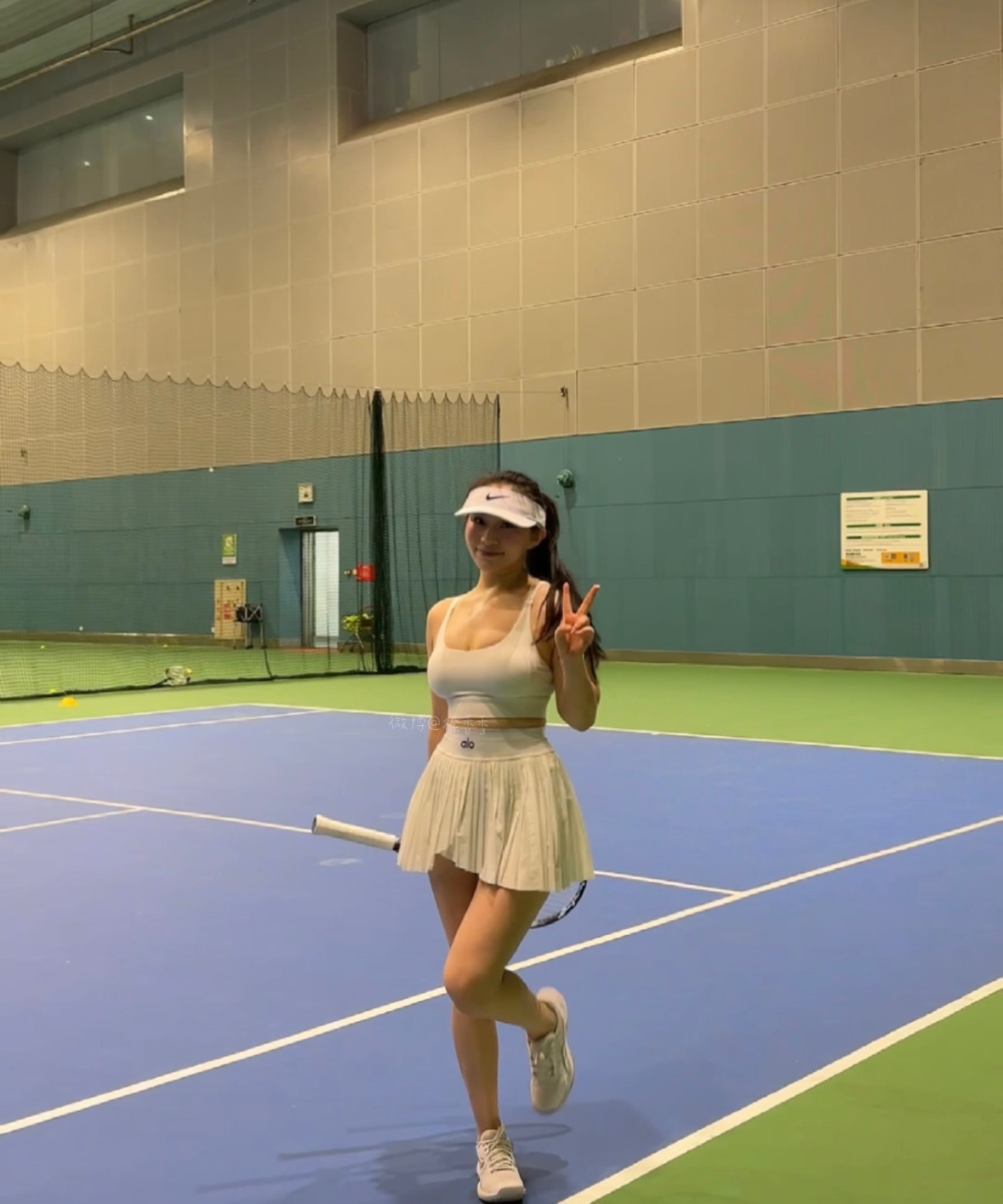 🎾一打就是半年了就还是新手小徐不打个1-2年都不好意思说自己会打[允悲]  ​