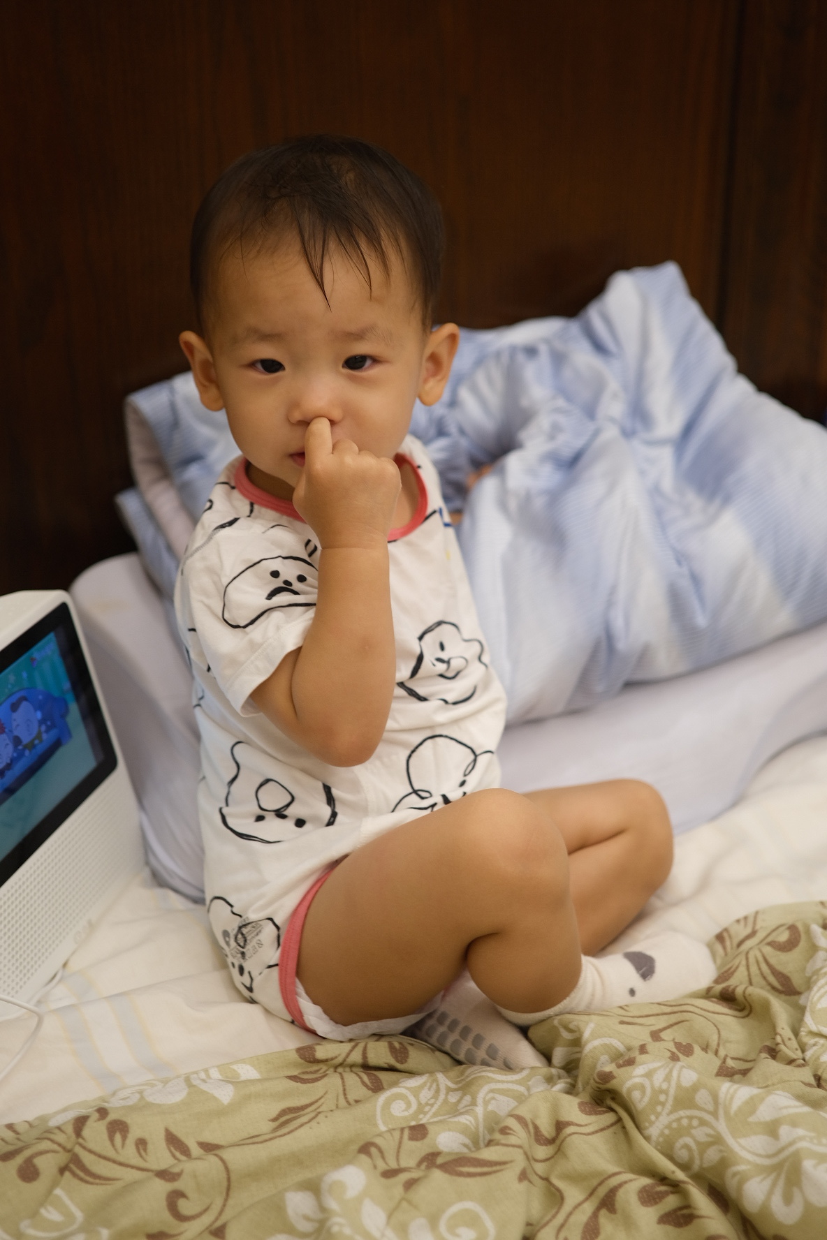 姐俩穿的感觉也不在一个季节。 ​​​