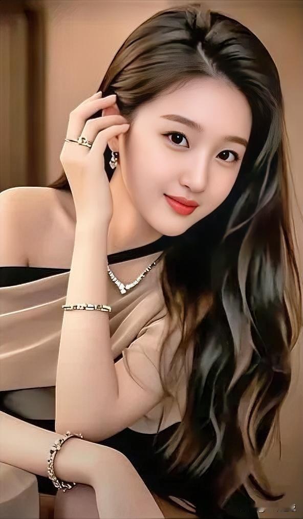 优雅气质，迷人微笑，时尚穿搭，女神范儿成熟稳重的美女你喜欢吗?