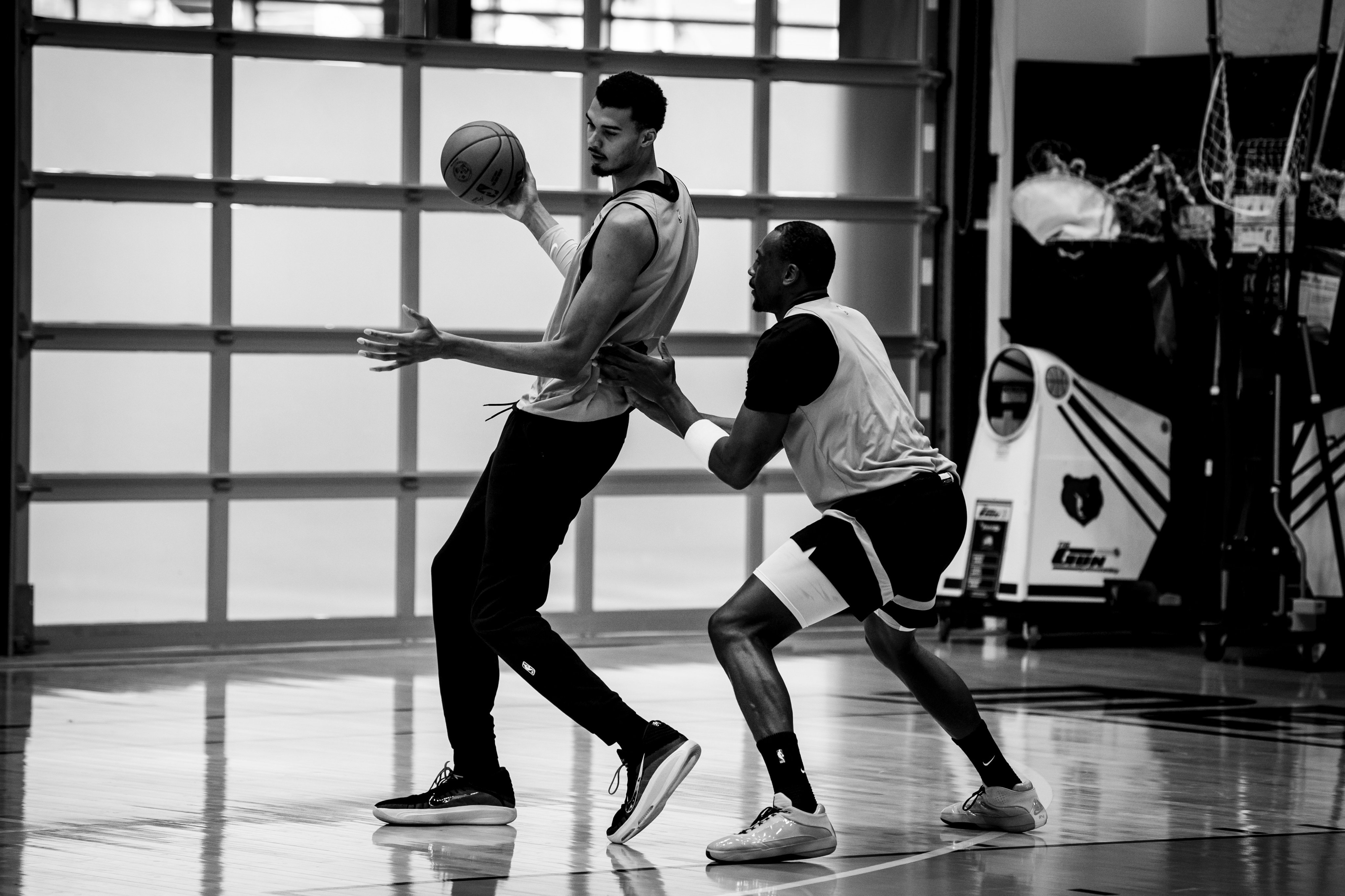 文班今天21分钟就抡了30分…nba