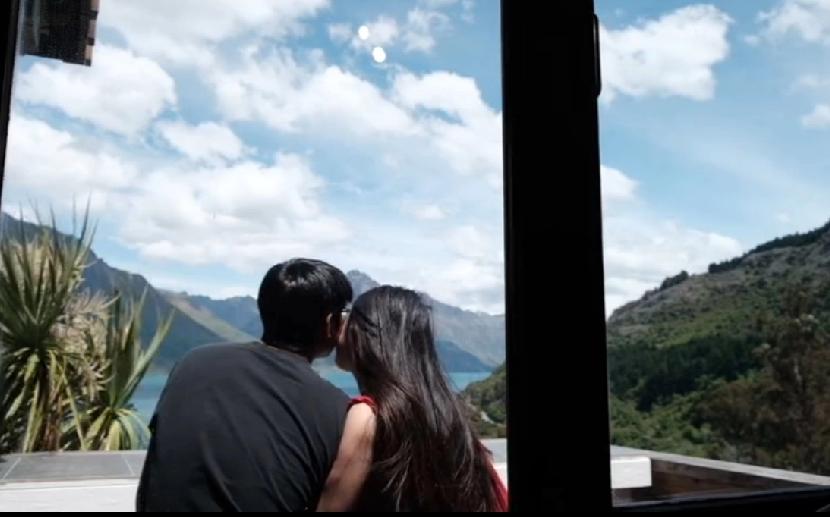 男人们，记牢了，
千万别想着离婚，
别听旁人随口说，
能过就过，过不下去就散，