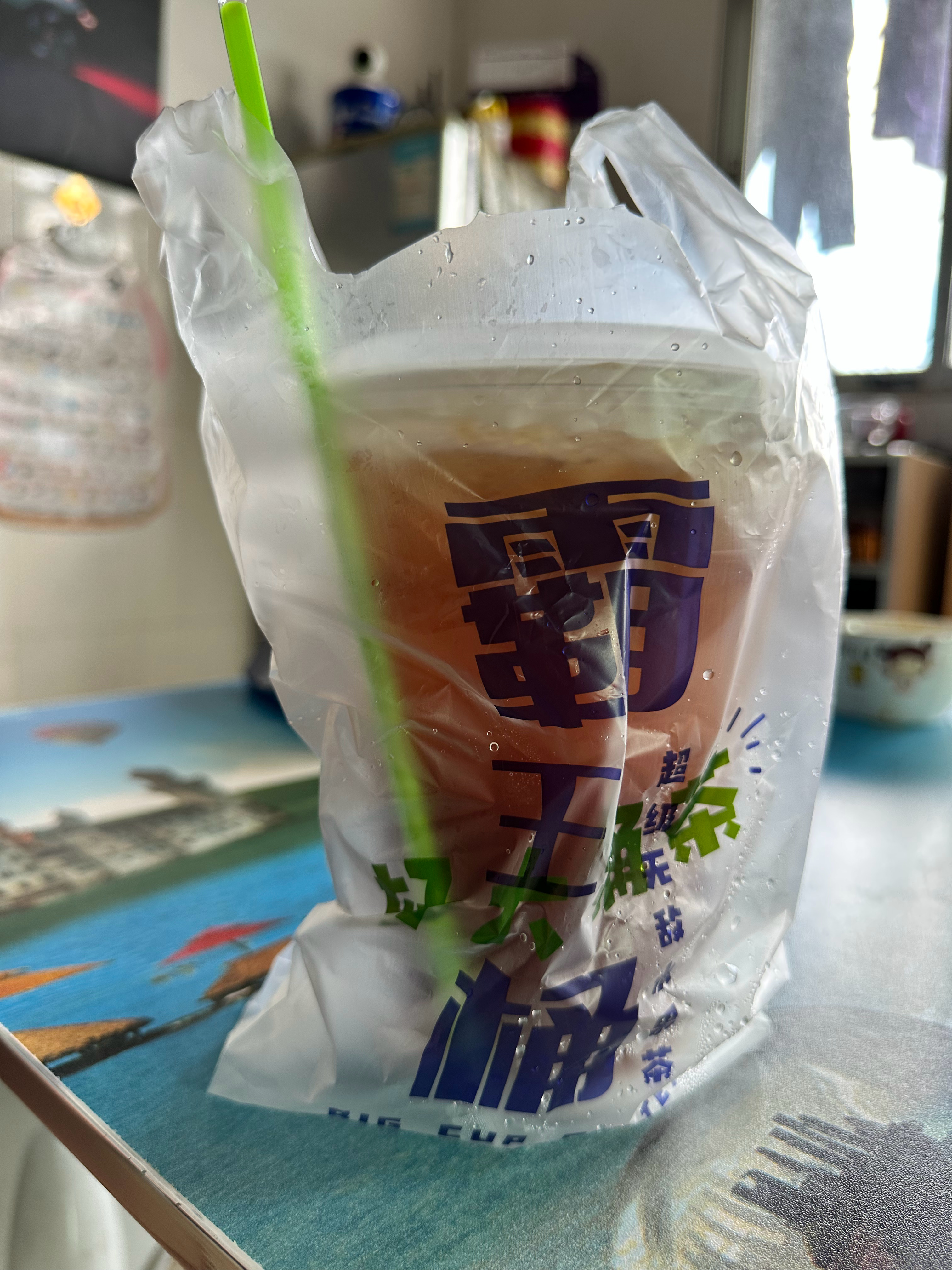 外卖员 你还有时间拍照是吗我感觉外卖员应该是目前现在从业人员最多的一个行业，足够