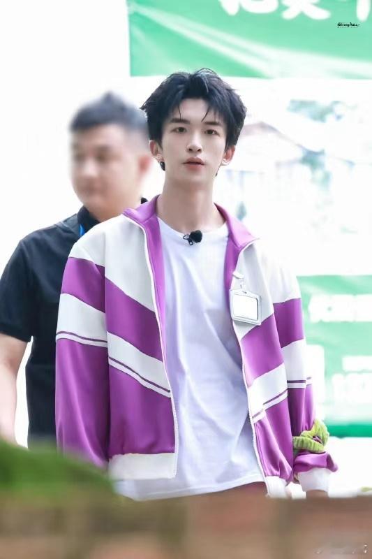 #杨迪黄子弘凡越押题越心酸# 虽然在这方面没有天赋，但是我相信凭他们两个人的实力