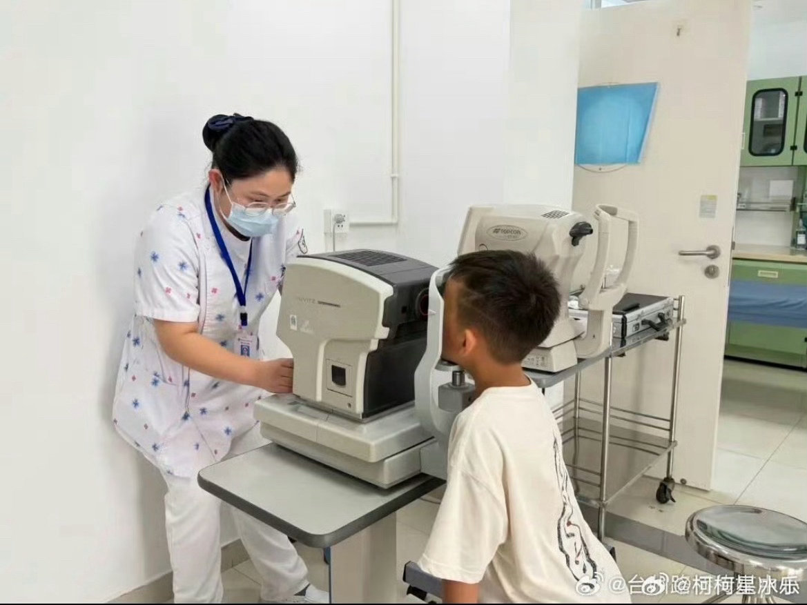 台州路桥中医院解锁闯关式体检 轻柔推拿抚愈疲惫，淡淡药香滋养身心。一场温暖满满的