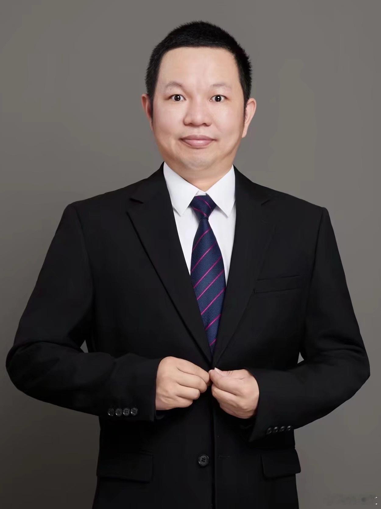 正气，人身上最珍贵的气质。古人云：“修一身浩然正气，可镇八方魑魅魍魉。”在人心繁
