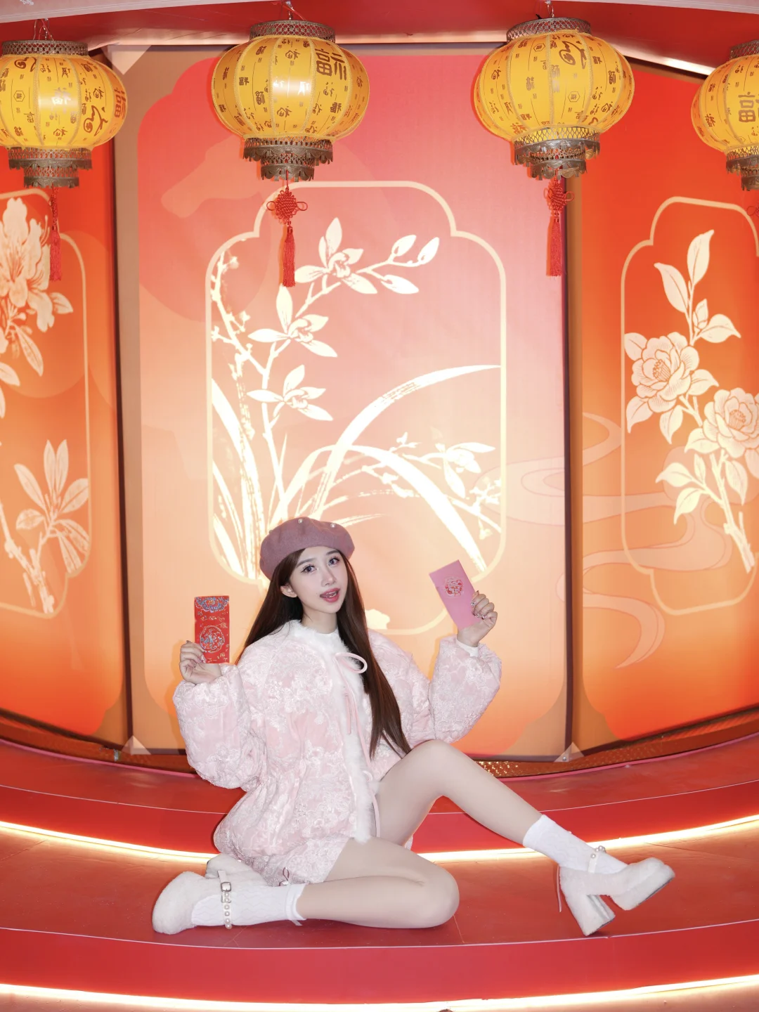 提前预习❗️存一些新年的拍照姿势🧨