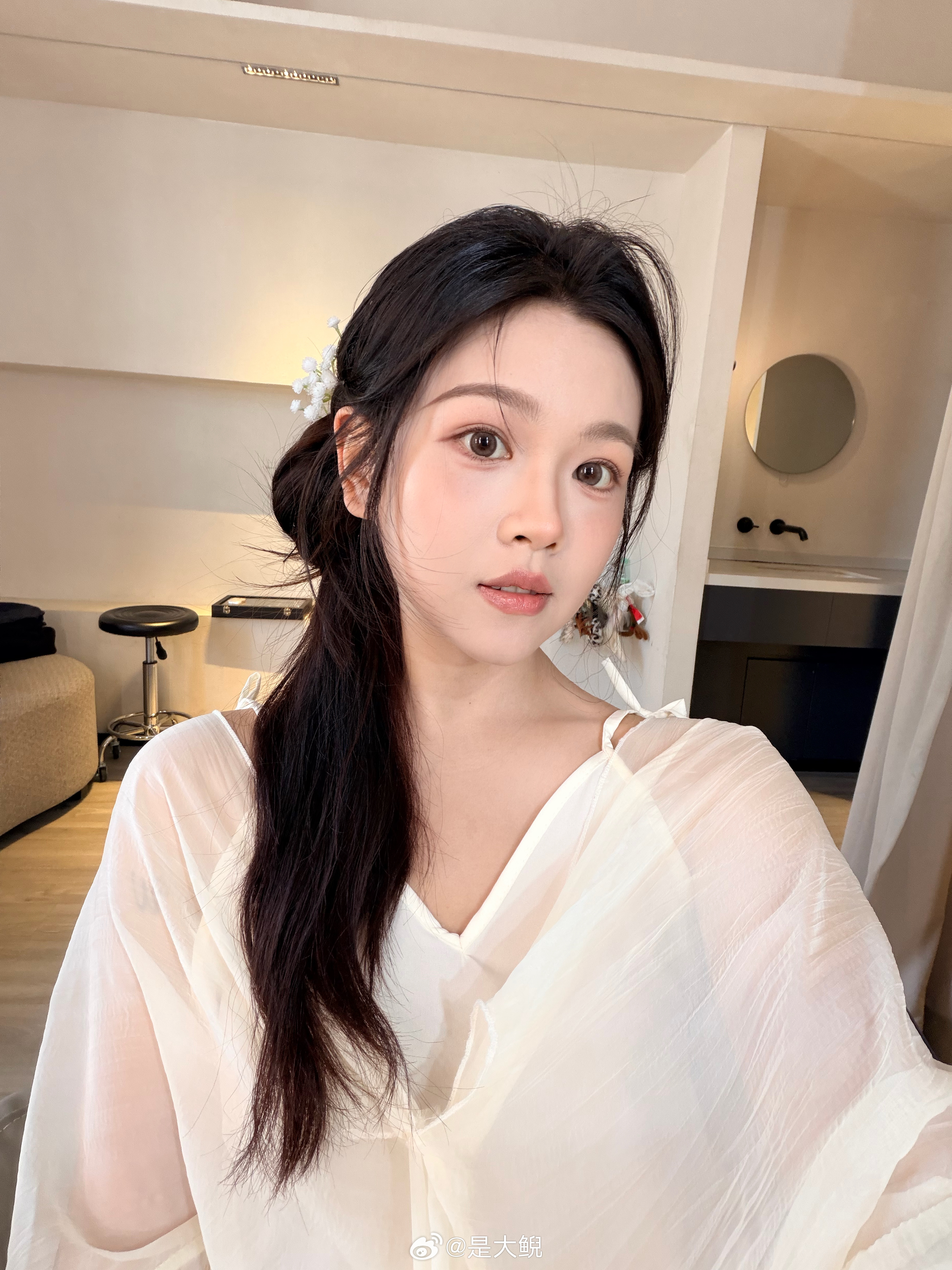 （⌯ ∂ ♡ ∂ ⌯）1小时后📺见！！ 
