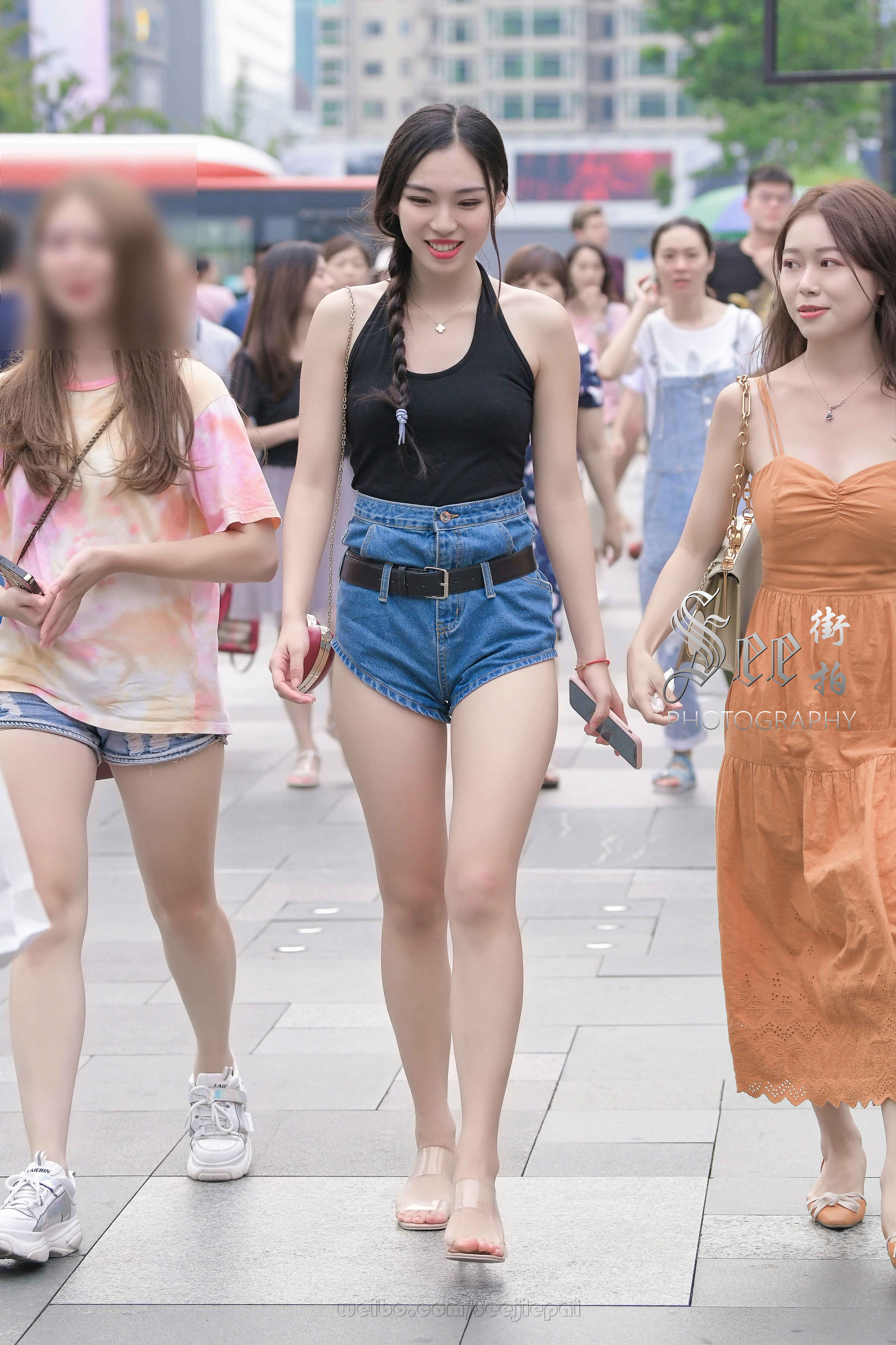 高腰短裤，魅力显腿~~ ​​​