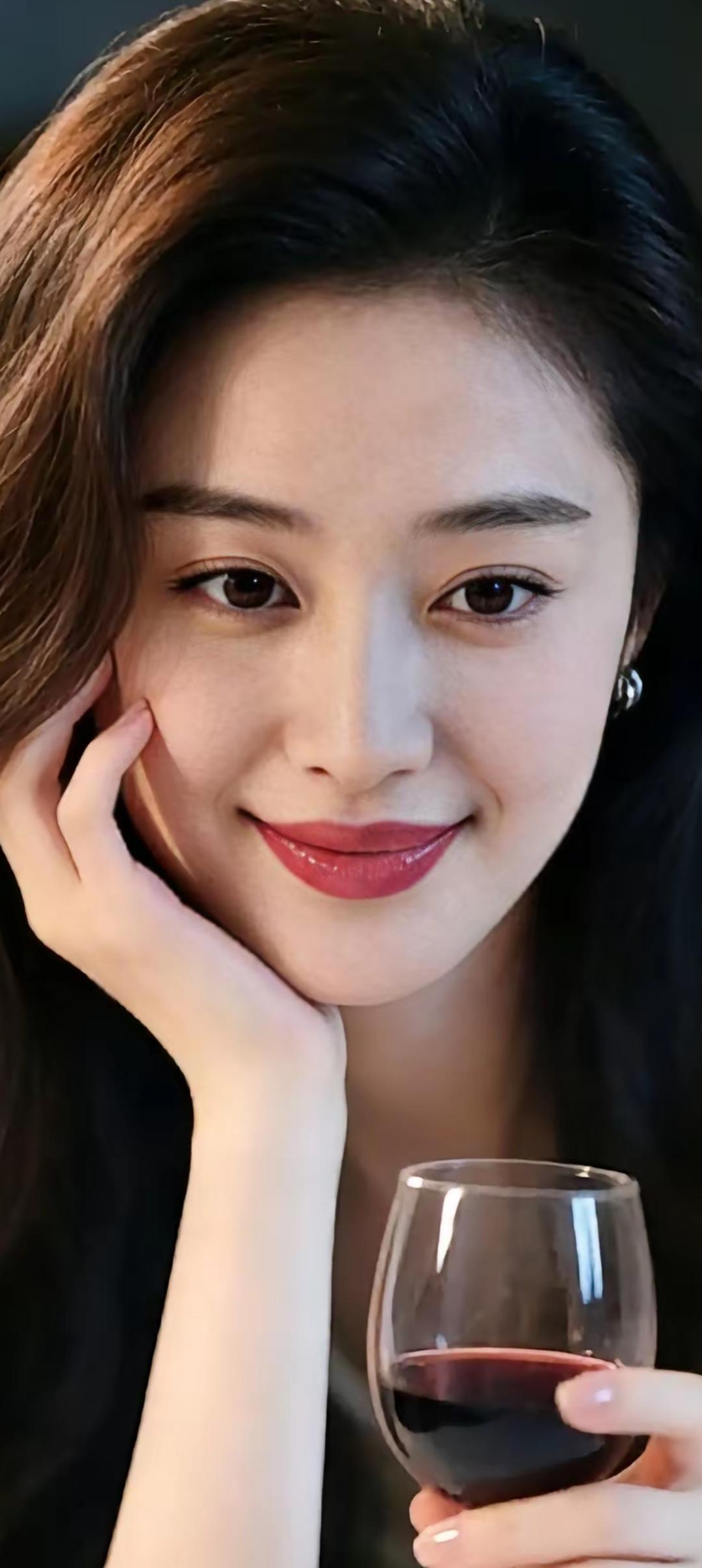 红酒相伴，优雅时光