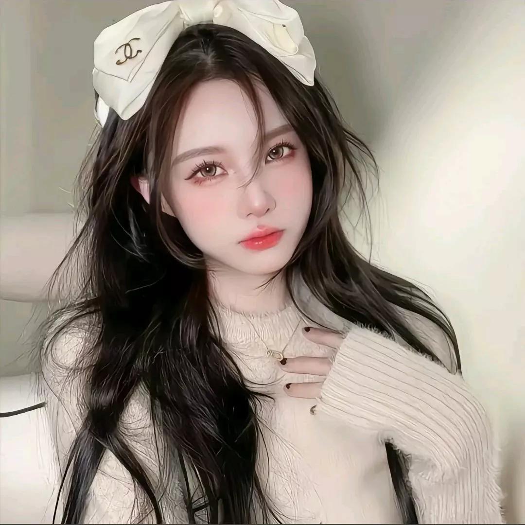 梦幻少女，优雅如花，时尚又甜美。气质少女感 梦幻少女感 梦幻少女风 紫裙花漾少女