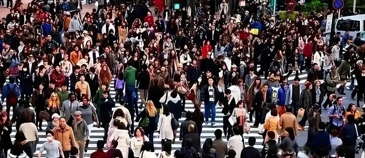 联合国重磅预警！2025年新生人口仅792万，数据回溯百年让人警醒
 
联合国曾
