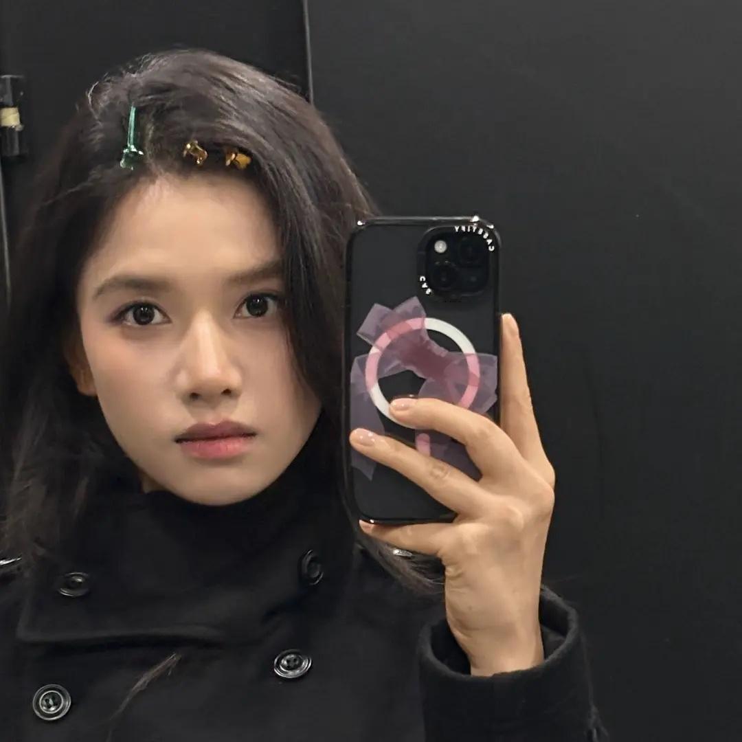 每对cp的必备糖，发夹。 