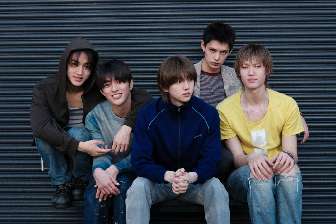 馥蕾诗快闪被CORTIS炸场 CORTIS的到场让快闪现场从“热闹”升级成“沸腾