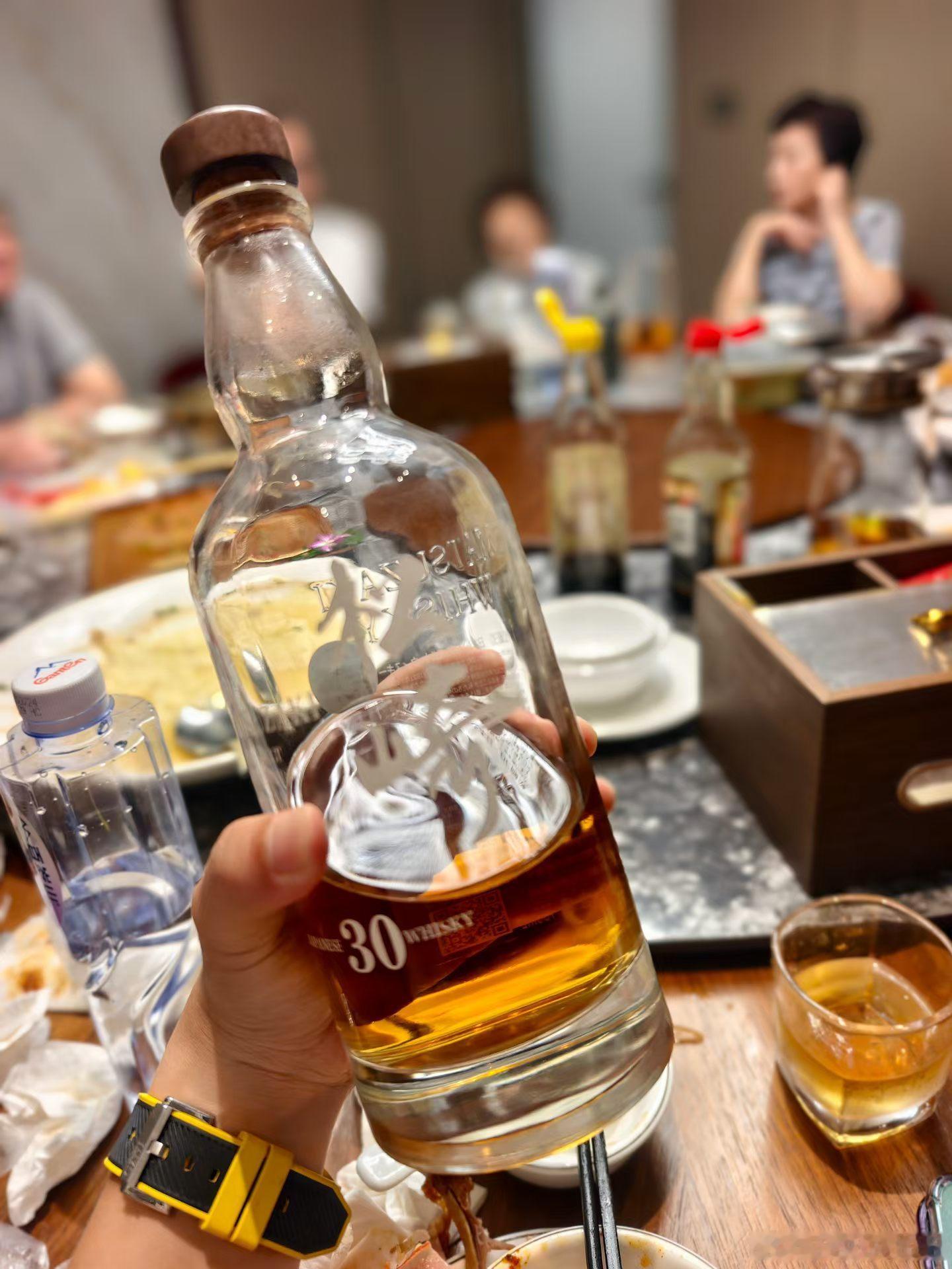 中秋快乐各位大佬 晚点发红包了 ​​​