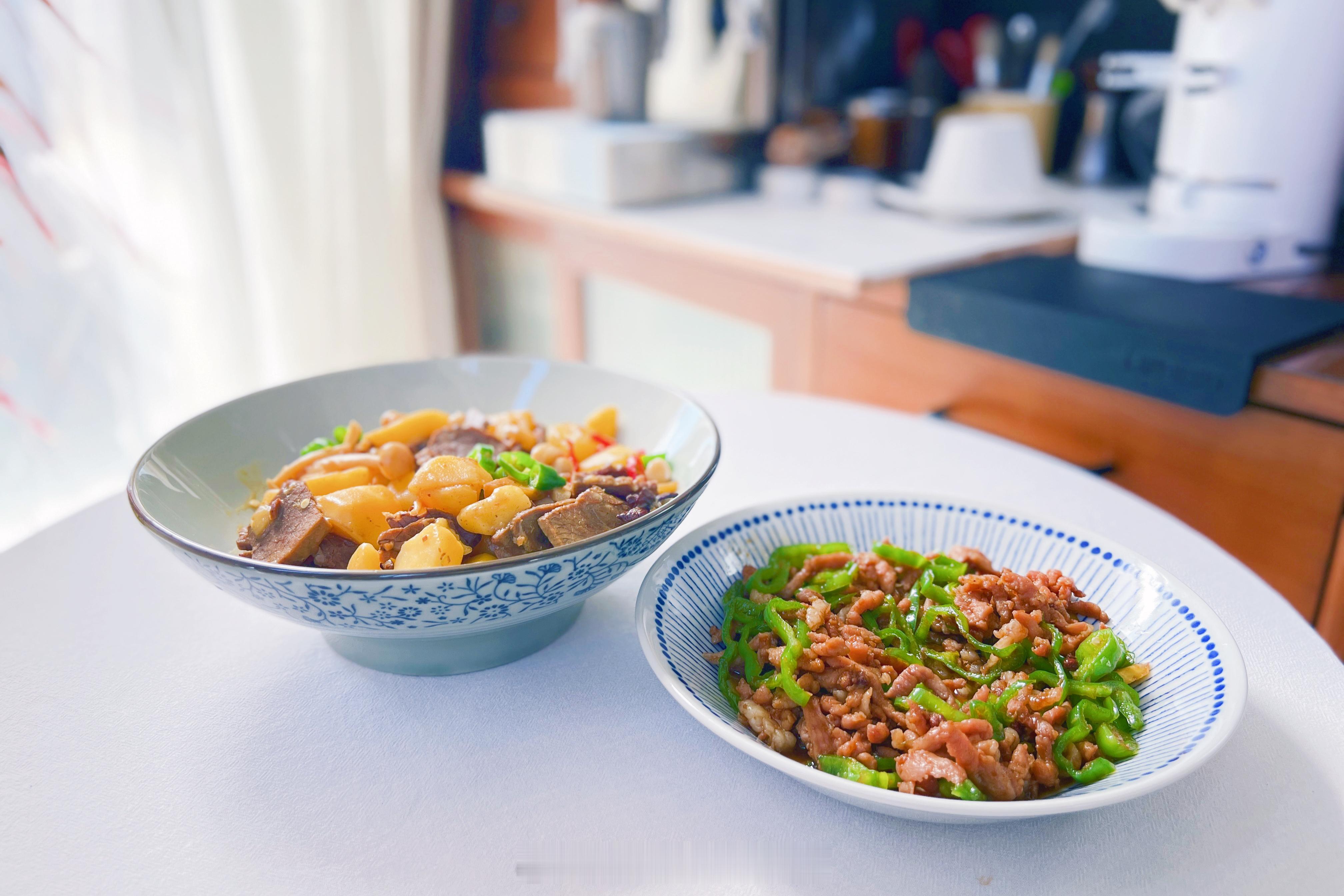 爱家非同食趣 伪减脂餐2297Day周6好室友加班我清冰箱青椒肉丝  咖喱🍛土
