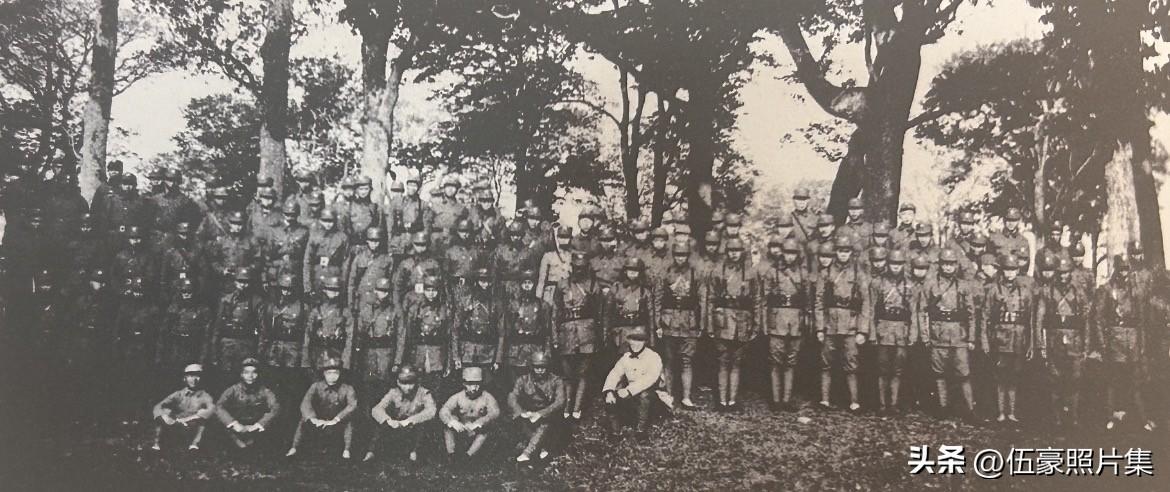 1939年10月，“江抗”主力回师江苏扬中。不久组成新四军挺进纵队渡江北上，执行