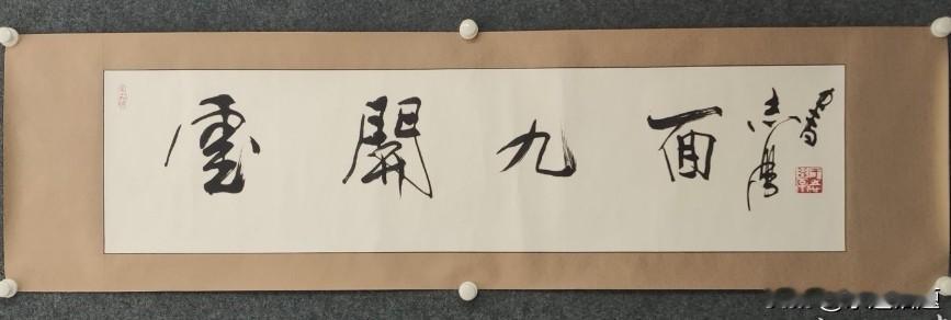 一路走来才懂得，人生从不是固定模板。
不同阶段，想要不同温暖；不同境遇，期盼不同