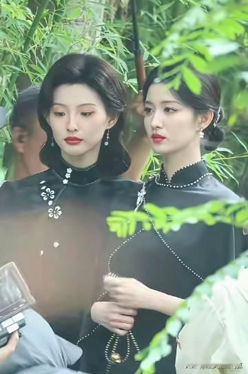 能当女主的绝对要有绝世容颜，王楚然确实长得很漂亮，力压女二，也不知道这个是啥电视