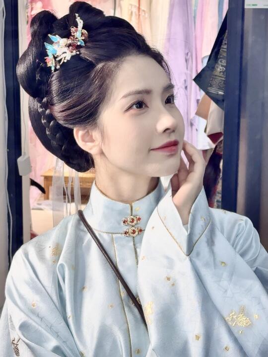 大小贵女来了