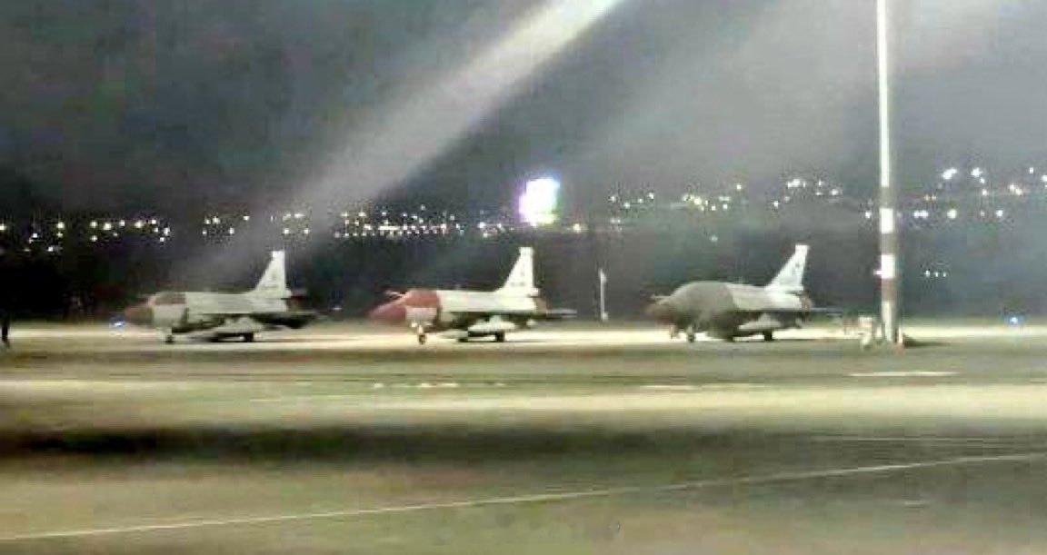 阿塞拜疆接收首批JF-17BlockIII战机阿塞拜疆已从巴基斯坦接收首批JF-