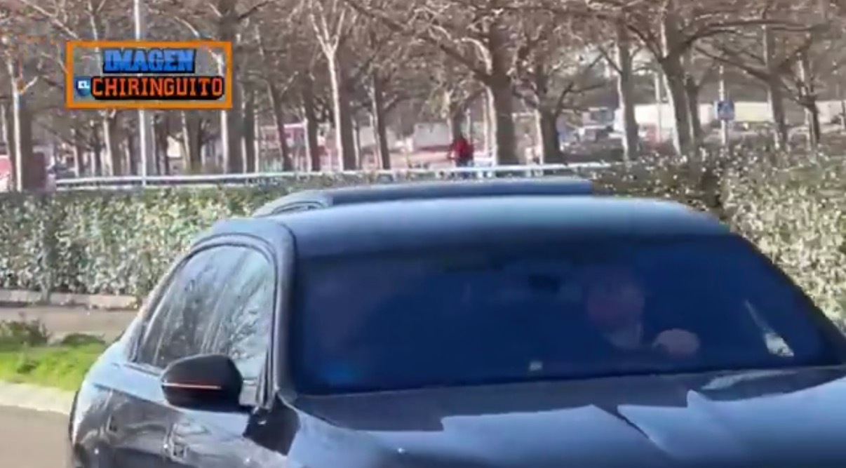 Vinicius和阿拉巴今天训练迟到了halamadrid