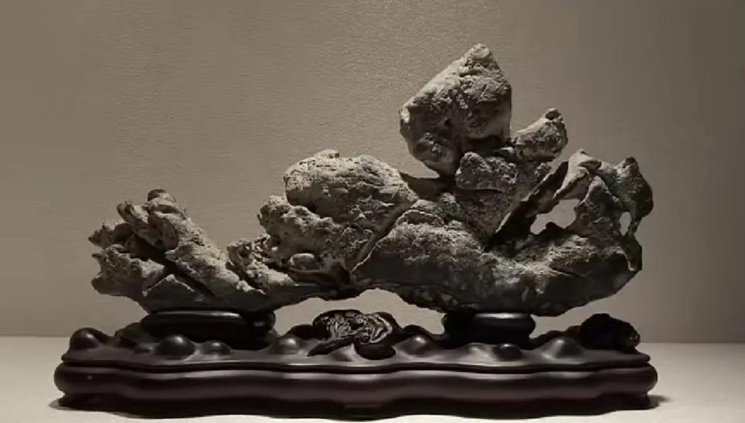 奇石欣赏（9）
给奇石取名一一