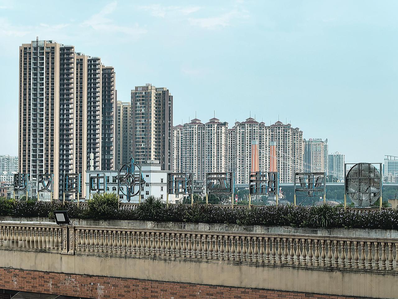 这个运河最近这么火，没想到到钦州旅游就住在修河指挥部后面，拍照纪念一下！