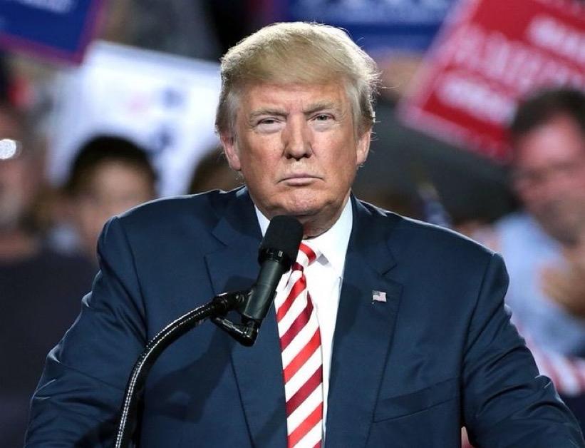 突发新闻：
据Axios报道，美国总统特朗普正在考虑多种方案，以支持伊朗的抗议活