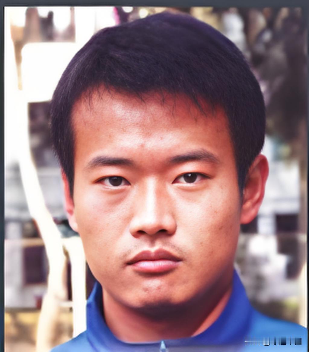 上海以外的城市里，并没有太多的球迷真正注意过霍智宇。即便上海申花队在1999年联