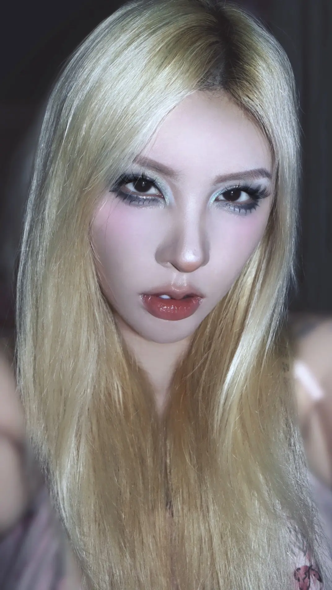 小烟熏。高光来自