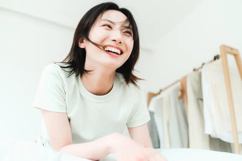 几句搞笑句子，让你笑掉大牙，轻松一刻，笑出快乐，开心每一天：

“我不是胖，我只