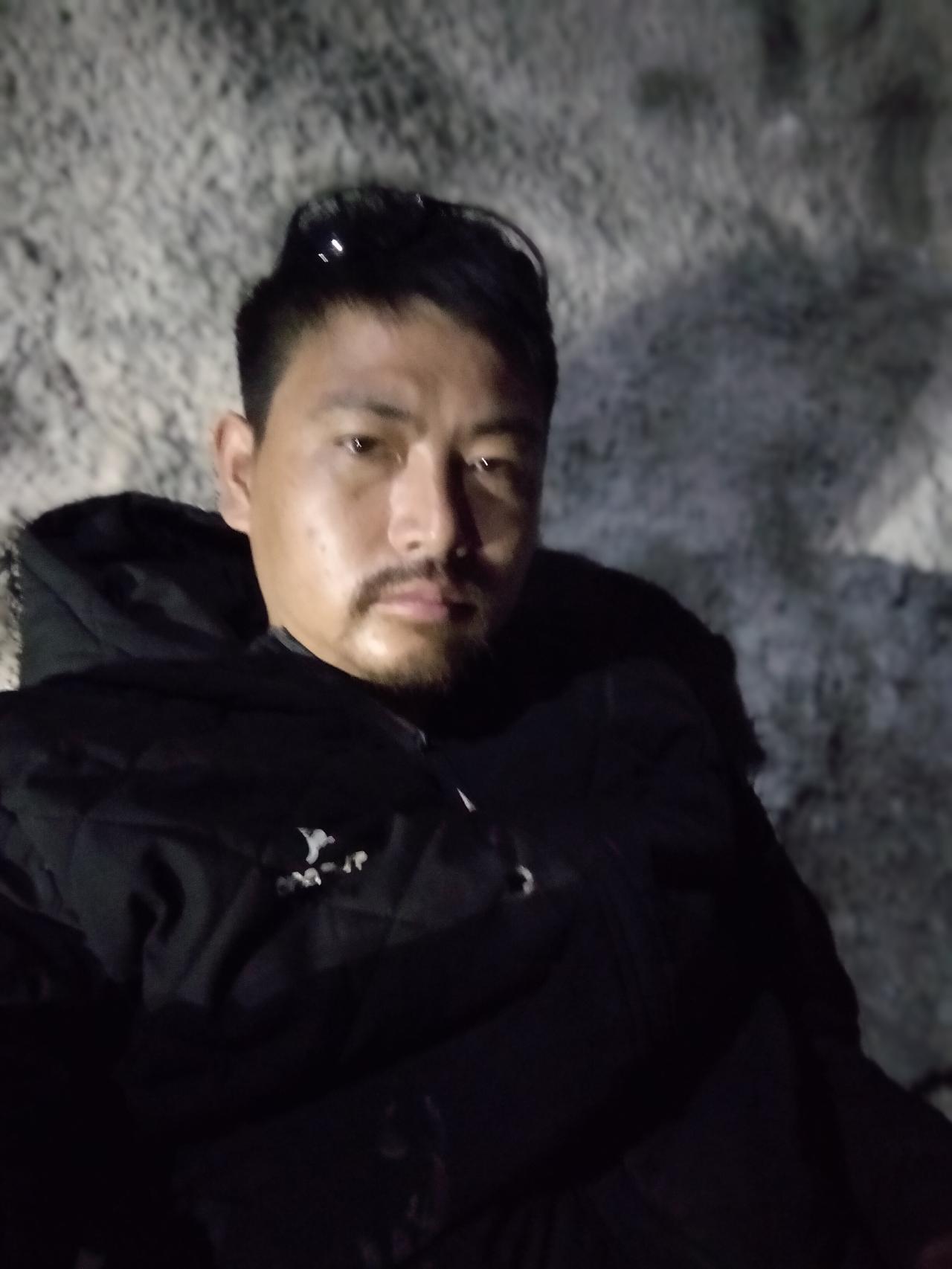 一路走到现在 我的心真的很累 ，不被理解 就算了，永远在挨骂的路上，我这一生颠沛