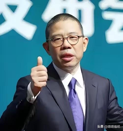 这一个亿，打了谁的脸？
​首富钟睒睒，捐款1个亿，
没有捐给清华，没有给北大，
