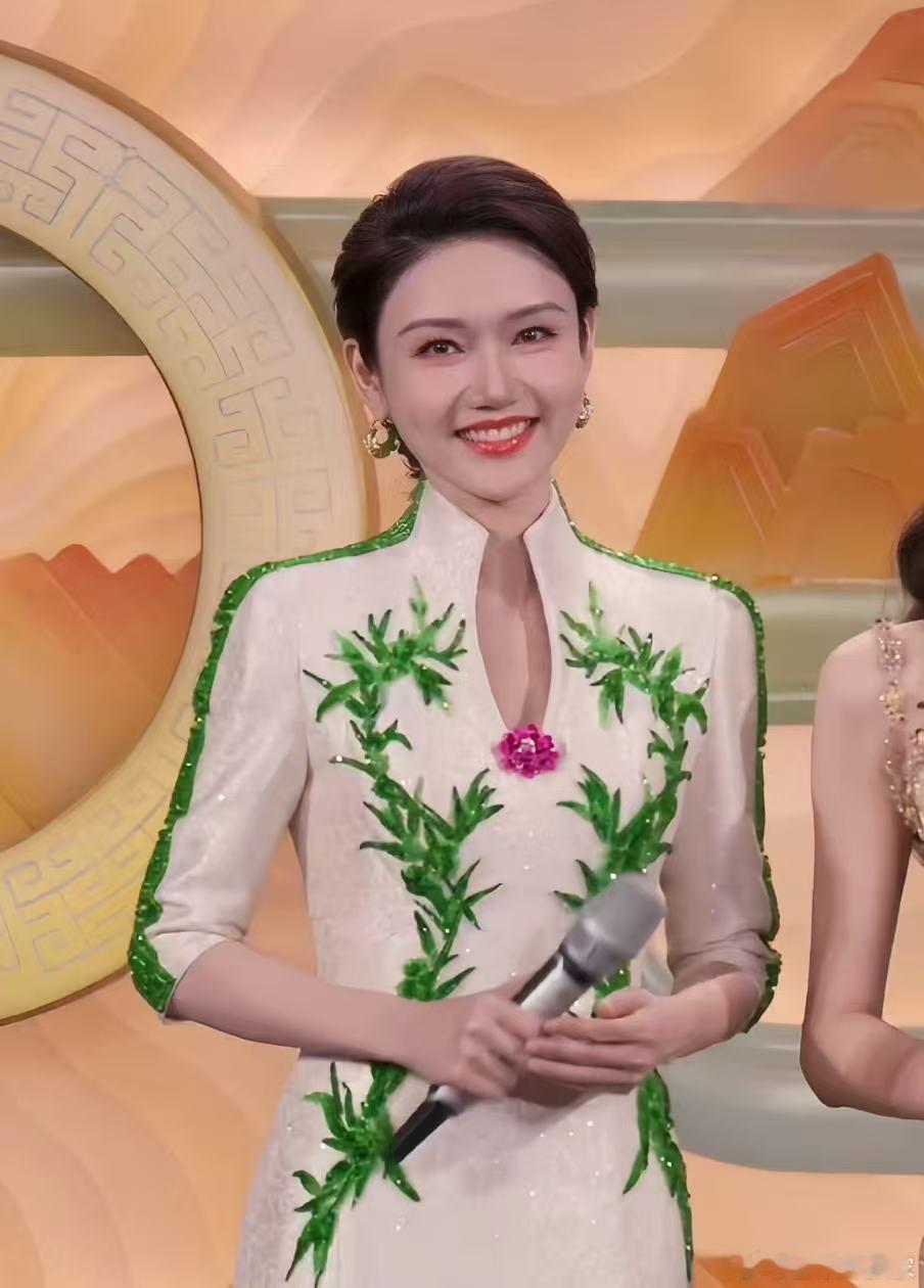 龙洋好稳龙洋五登春晚，用最稳的台风，陪我们度过最温暖的除夕夜。 