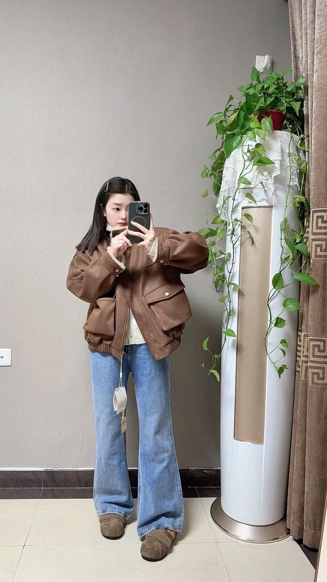 丽姐今天直播姐妹们又入了啥穿搭