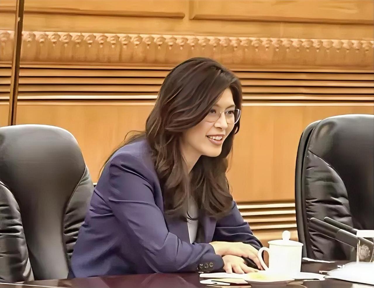 我不知道郑丽文一行在人民大会堂听到这些话是什么样的心情，但我是心潮澎湃，“中华民