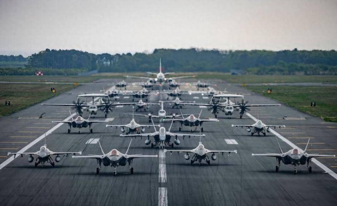 东海情况突然发生变化，有大事情发生！日本F-2B战机，正式挂载射程1000公里2