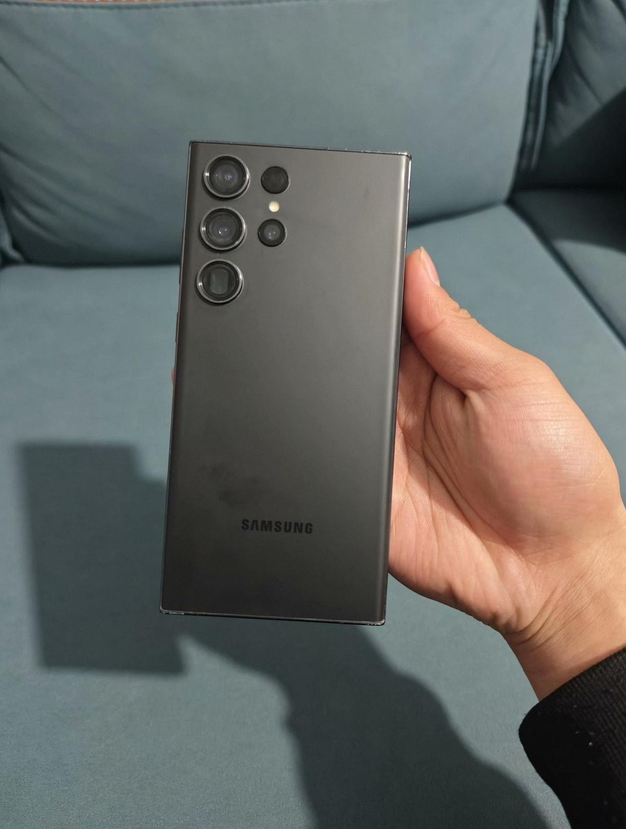 Find X9U快点发布吧，我的三星S23Ultra终于能换了！

我真的哭si