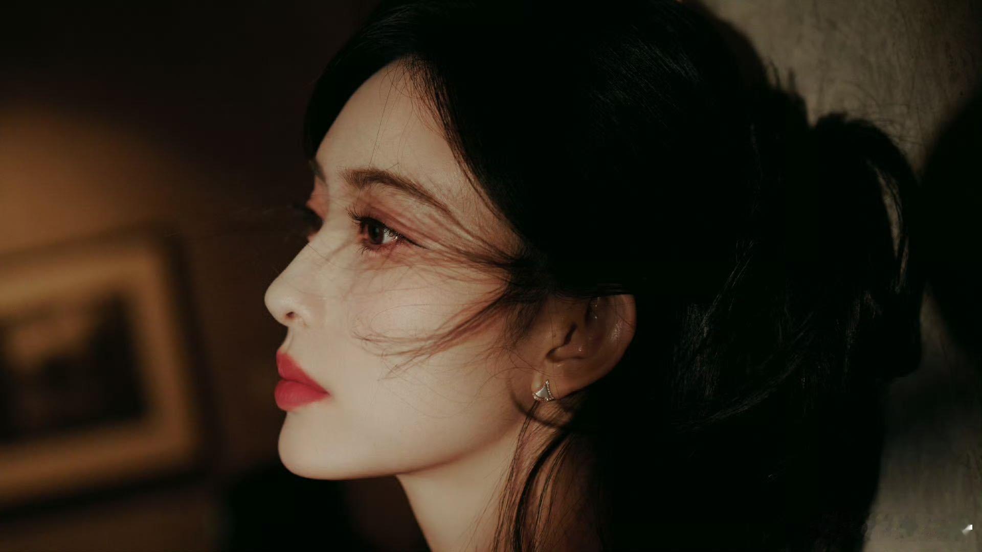 孟子义心疼被欺负的粉丝  看到孟子义为粉丝着想、心疼粉丝受伤害，真的是无比感动！