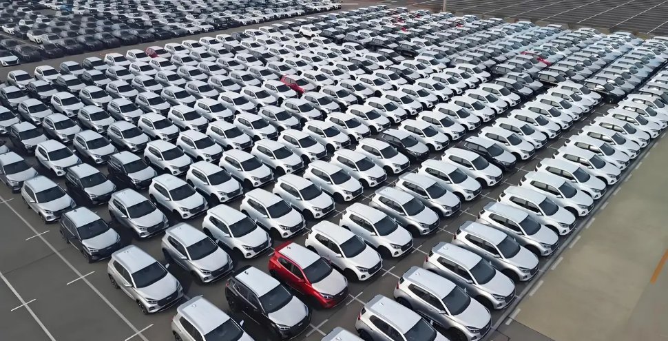 关于“零公里二手车”的定义、来源及购买建议，结合最新行业动态和信息整理如下：一、