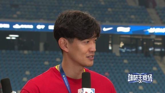 申花球迷无言以对！真的很痛！颜骏凌在接受采访时表示今年冠军点就是赢了那场德比！这