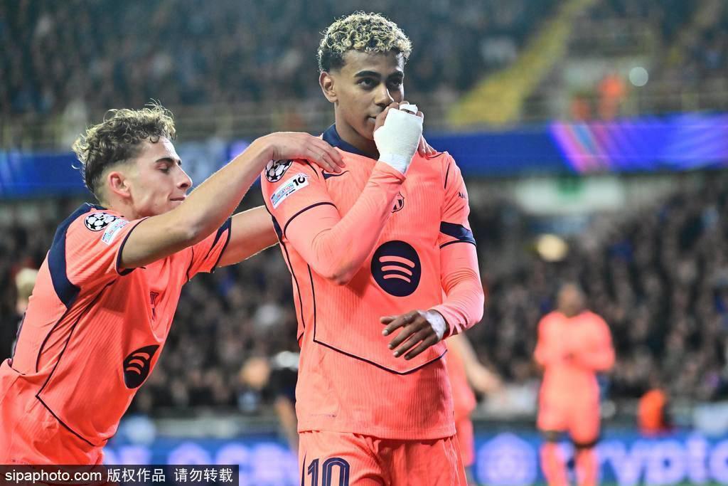 北京时间11月6日凌晨4:00分，欧冠联赛阶段第4轮，巴萨前往客场对阵布鲁日。上