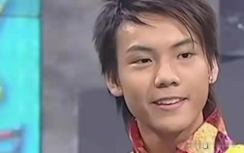 陈伟霆：本以为能娶到何穗就够幸运了，没想到现在幸福又再次升级 ​​​