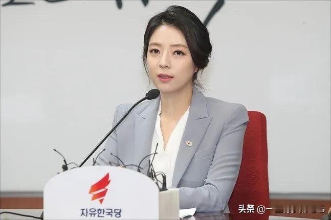 2月16日，韩国共同民主党针对房地产政策向国民力量党发出强烈呼吁：“不要再追问总